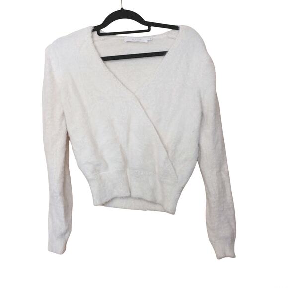 ASTR The Label Size Small Fuzzy Soft Nylon Sweater White Faux Wrap Comfy Cozy - Picture 1 of 9